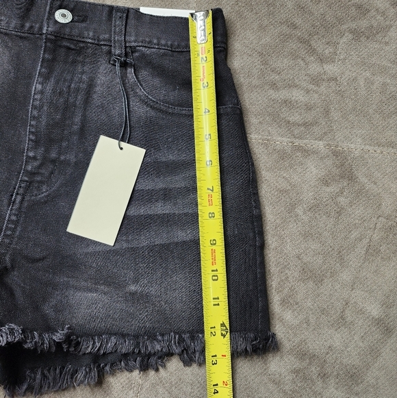 NWT Love Tree Denim Black Women's Shorts Size Medium - Picture 8 of 9